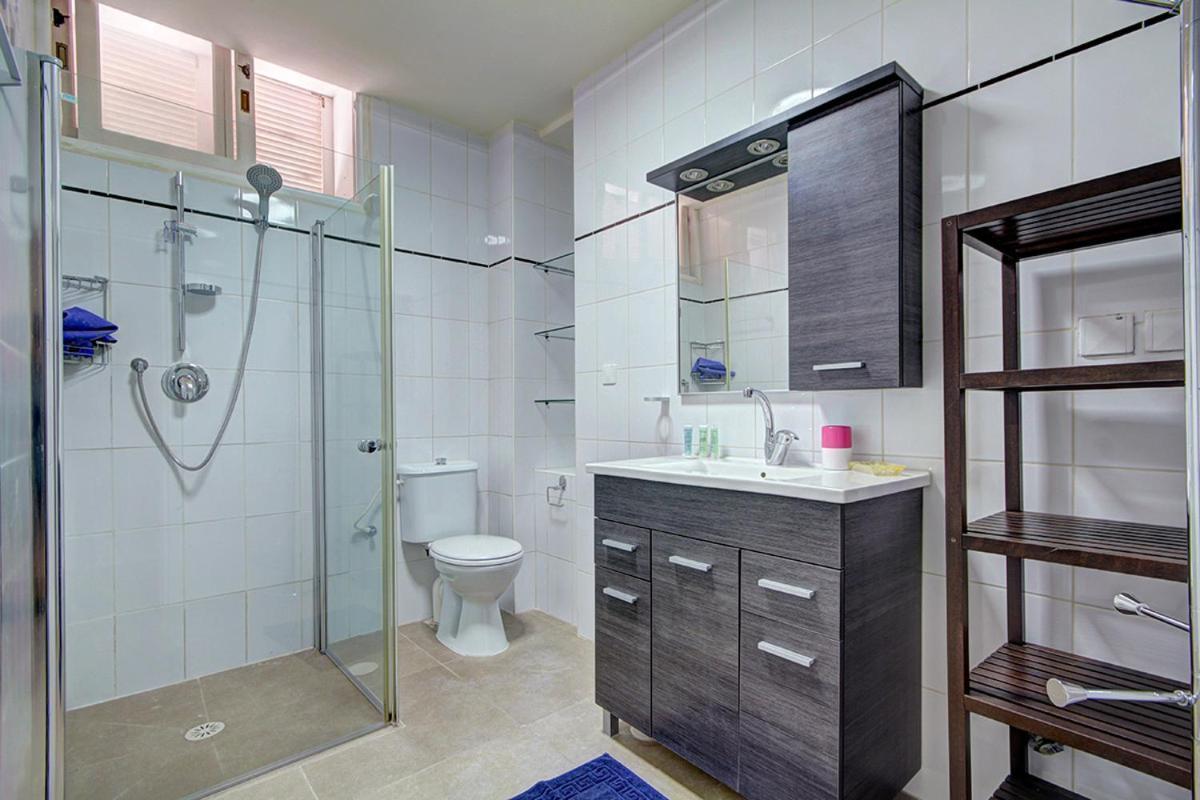 Lisetta - By Beach Apartments Tlv Tel Aviv Buitenkant foto